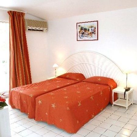 Hotel Le Marouba Le Carbet Zimmer foto